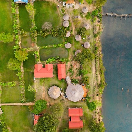 Bolaven Garden Bungalow And Tent - Tad Lo Ban Kiangtat Exterior photo