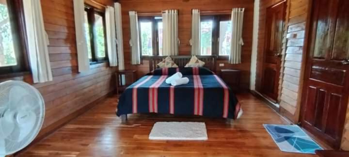 Bolaven Garden Bungalow And Tent - Tad Lo Ban Kiangtat Exterior photo