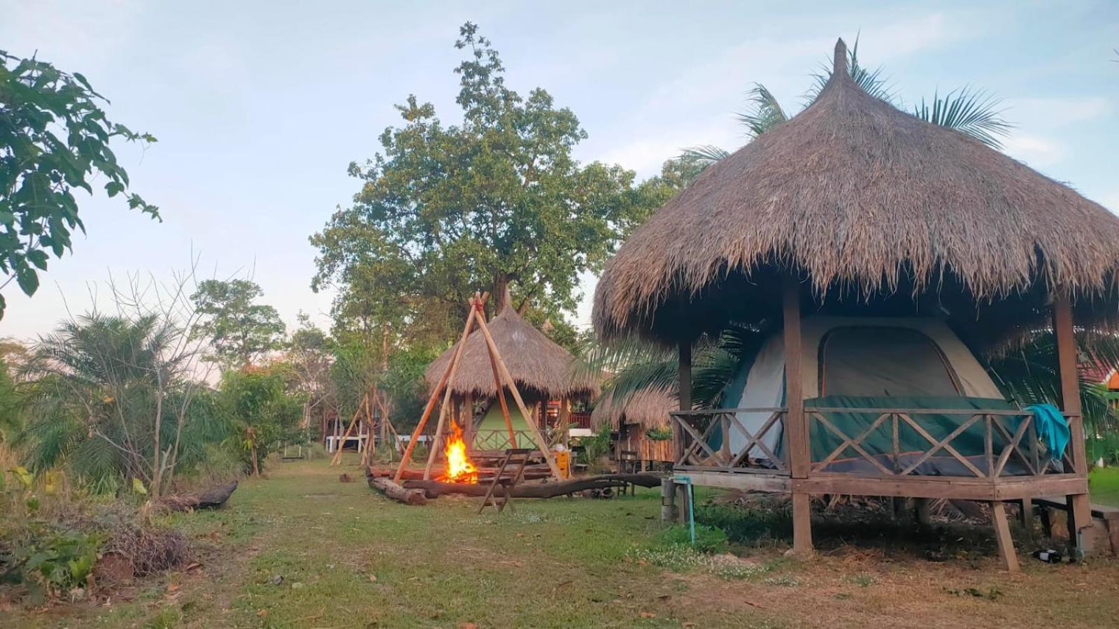Bolaven Garden Bungalow And Tent - Tad Lo Ban Kiangtat Exterior photo